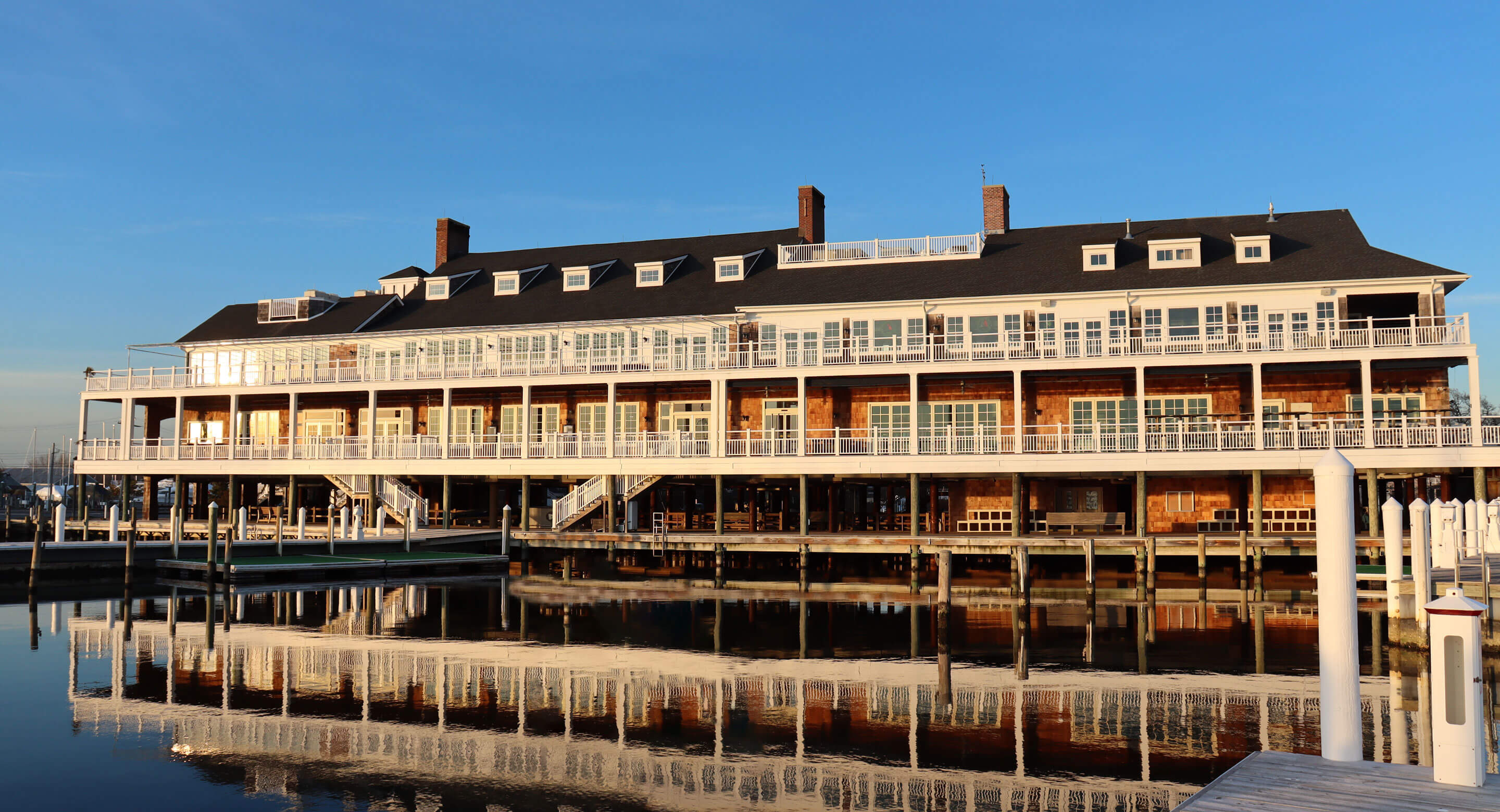 dale building bay head yacht club